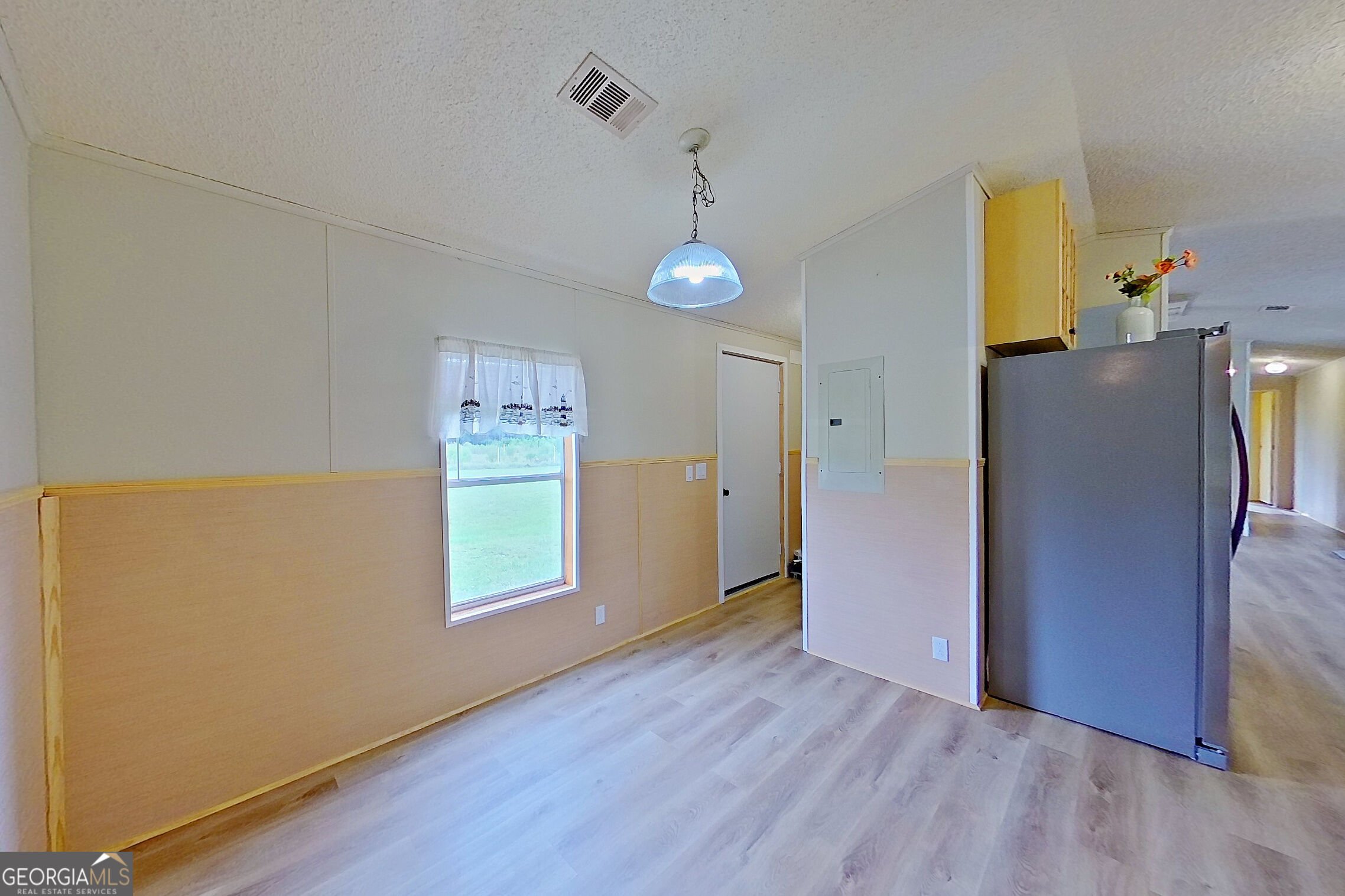 601 Walker Road Waycross, GA 31503 - Photo 12 of 28 Gallery Image 12