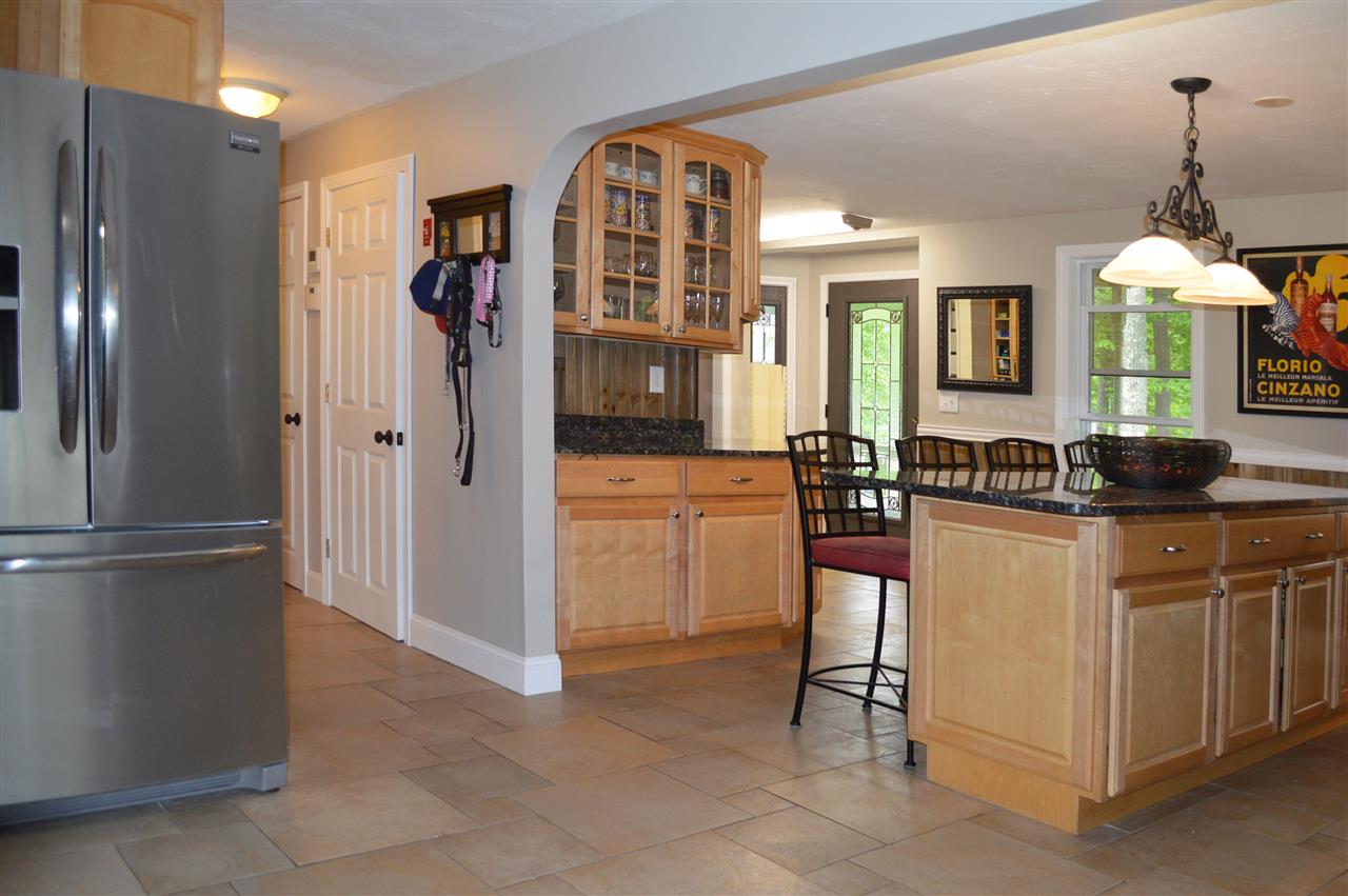 22 Winslow Farm Road Hudson, NH 03051 - Photo 7 of 29