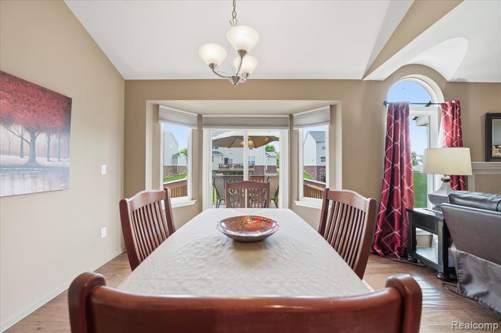 57549 Windmill Pointe New Hudson, MI 48165 - Photo 7 of 55