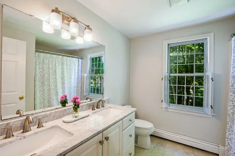 $850,000 | 1 Moody Drive, Sandwich, MA 02563