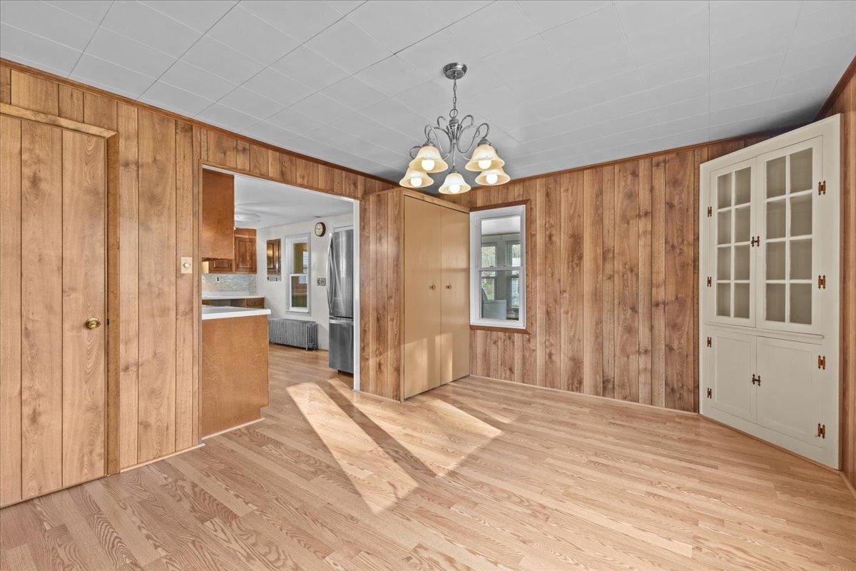 33 Walnut Street St. Albans, VT 05478 - Photo 11 of 38