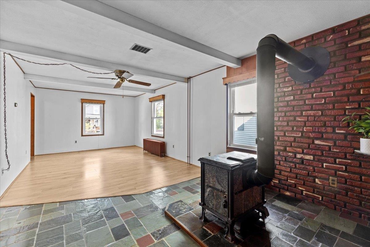 33 Walnut Street St. Albans, VT 05478 - Photo 15 of 38