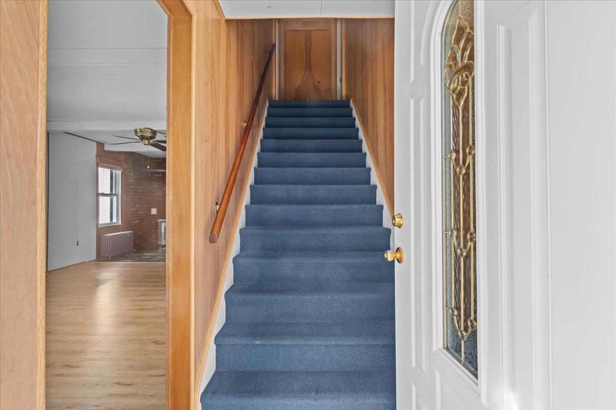 33 Walnut Street St. Albans, VT 05478 - Photo 23 of 38