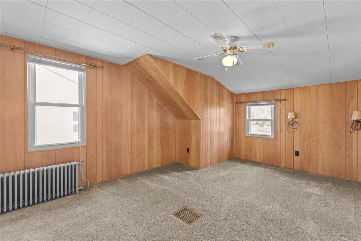 33 Walnut Street St. Albans, VT 05478 - Photo 28 of 38