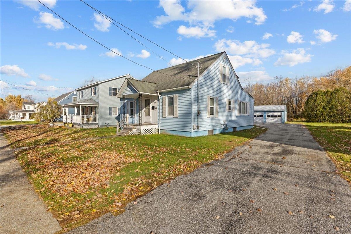 33 Walnut Street St. Albans, VT 05478 - Photo 31 of 38