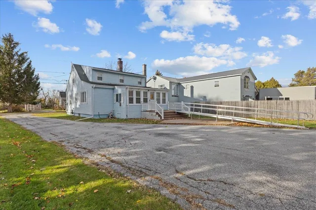 $319,000 | 33 Walnut Street, St. Albans, VT 05478