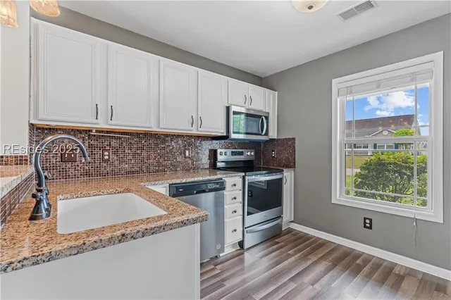 $395,000 | 18 Hollowtail Drive, Bluffton, SC 29910