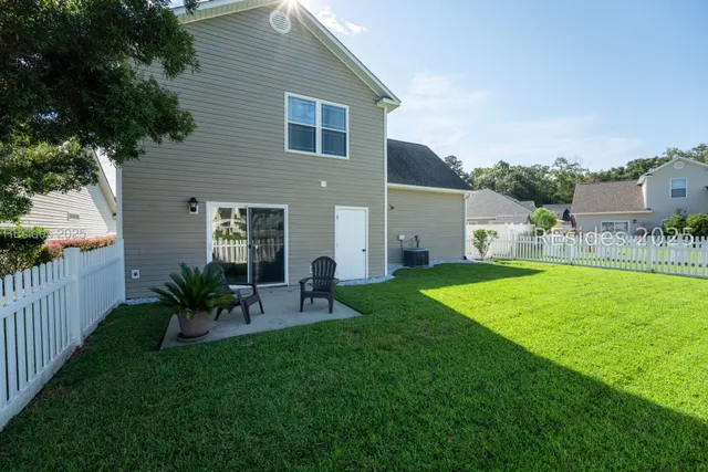 $395,000 | 18 Hollowtail Drive, Bluffton, SC 29910