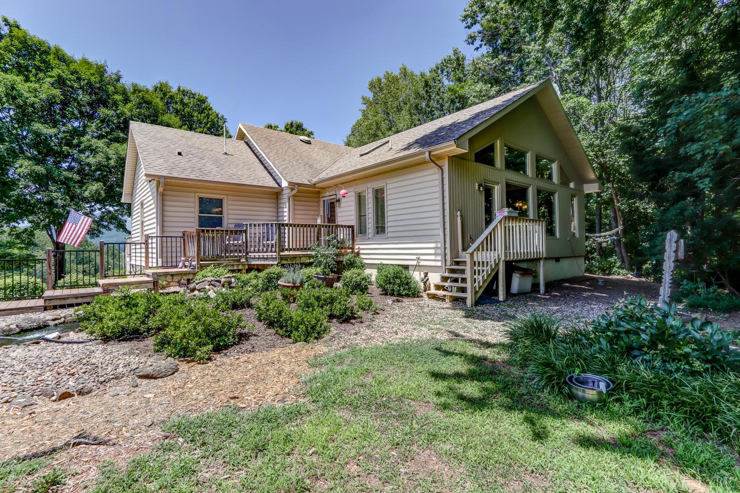 1361 Hurricane Creek Road Goode, VA 24556 - Photo 16 of 86