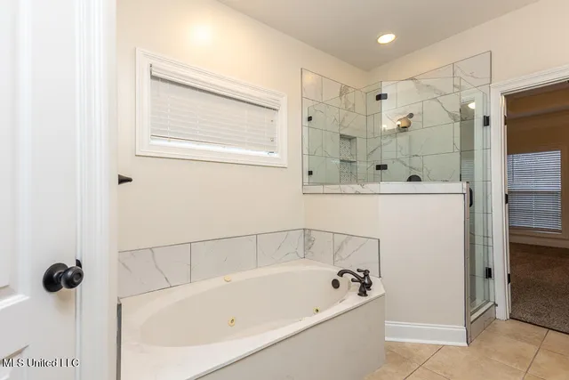 $2,495 | 2864 Summer Oaks Place, Southaven, MS 38672