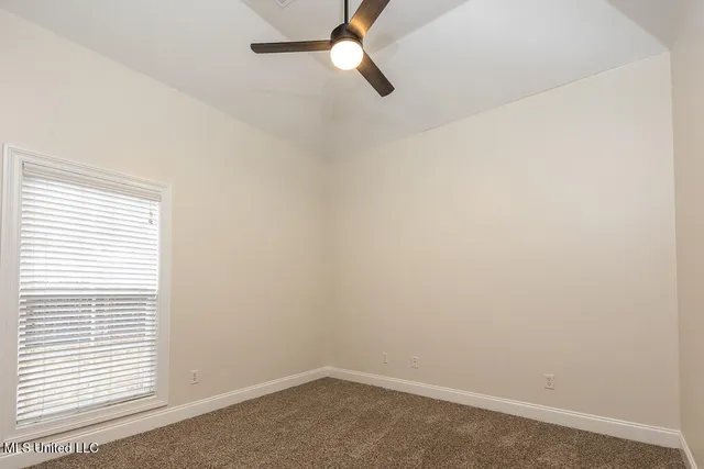 $2,495 | 2864 Summer Oaks Place, Southaven, MS 38672