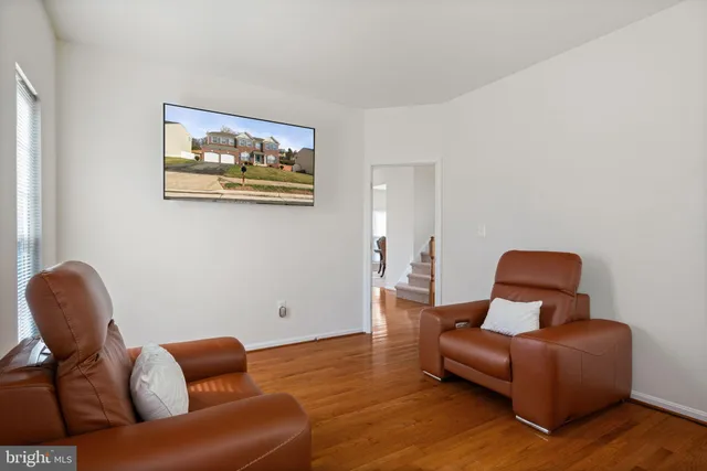 $814,900 | 2869 Powell Drive, Woodbridge, VA 22191