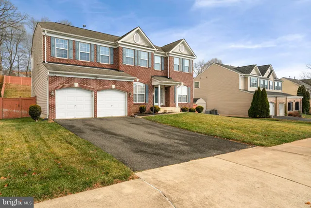 $814,900 | 2869 Powell Drive, Woodbridge, VA 22191
