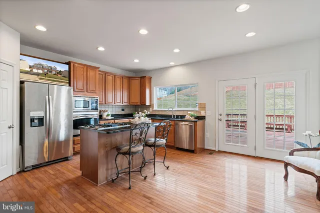 $814,900 | 2869 Powell Drive, Woodbridge, VA 22191