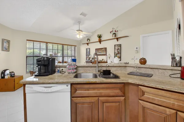 $397,500 | 4790 Brighton Lakes Boulevard, Boynton Beach, FL 33436