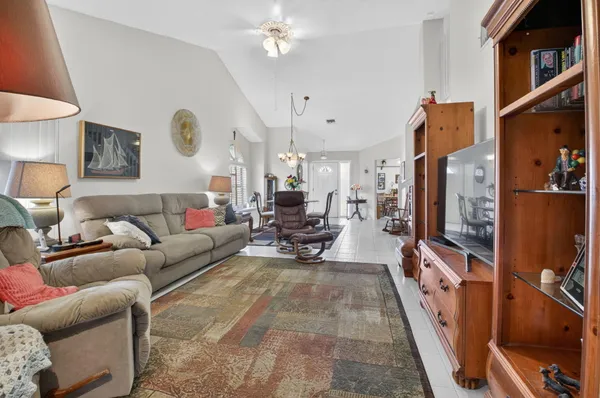 $397,500 | 4790 Brighton Lakes Boulevard, Boynton Beach, FL 33436