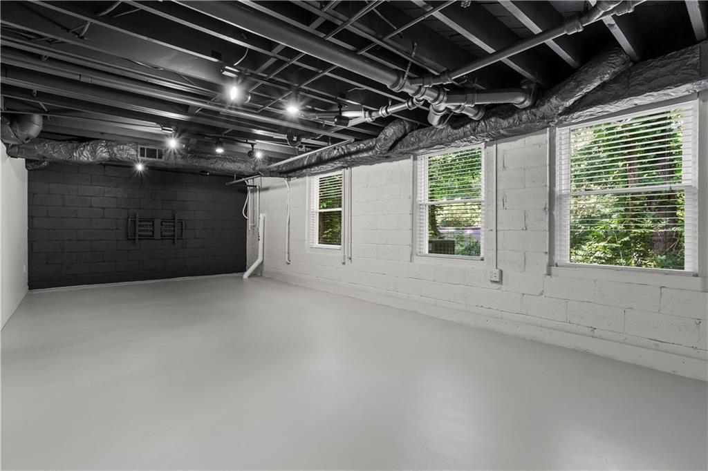 5618 Sherrell Drive Atlanta, GA 30342 - Photo 27 of 37