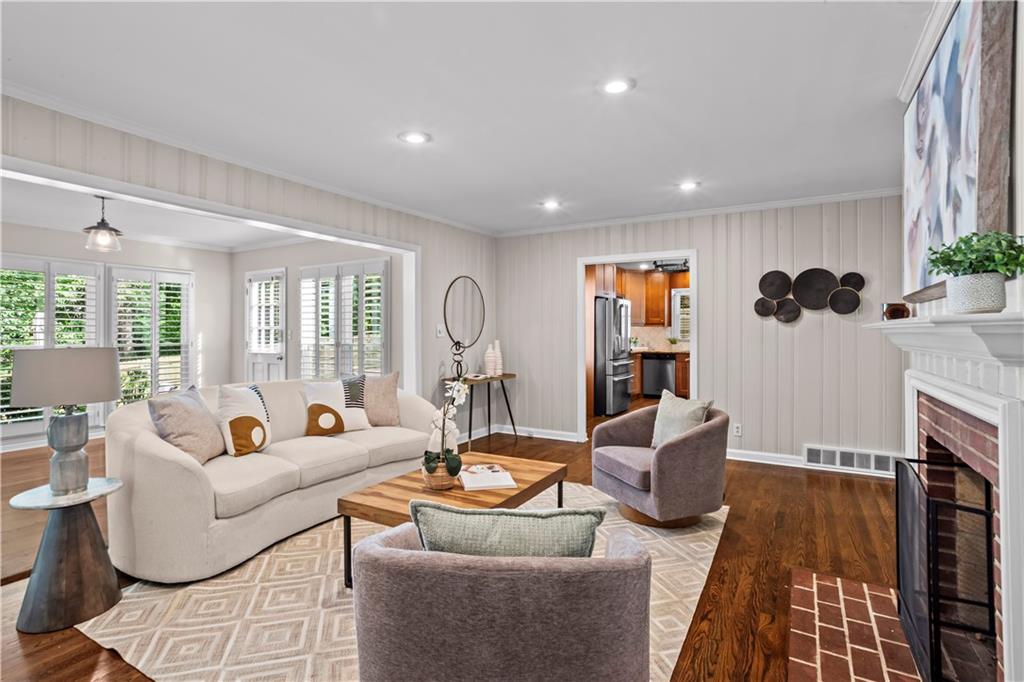 5618 Sherrell Drive Atlanta, GA 30342 - Photo 6 of 37