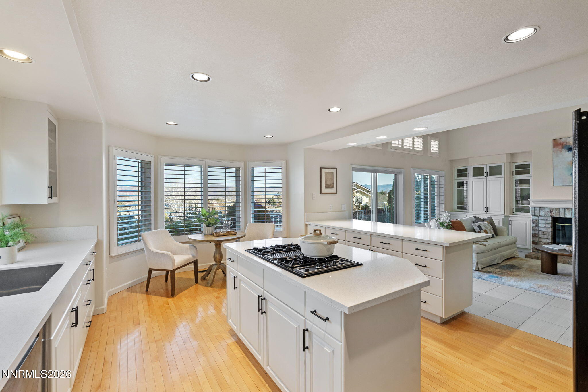 6186 Squires Lane Reno, NV 89519 - Photo 12 of 57 22-web-or-mls-DSC01088