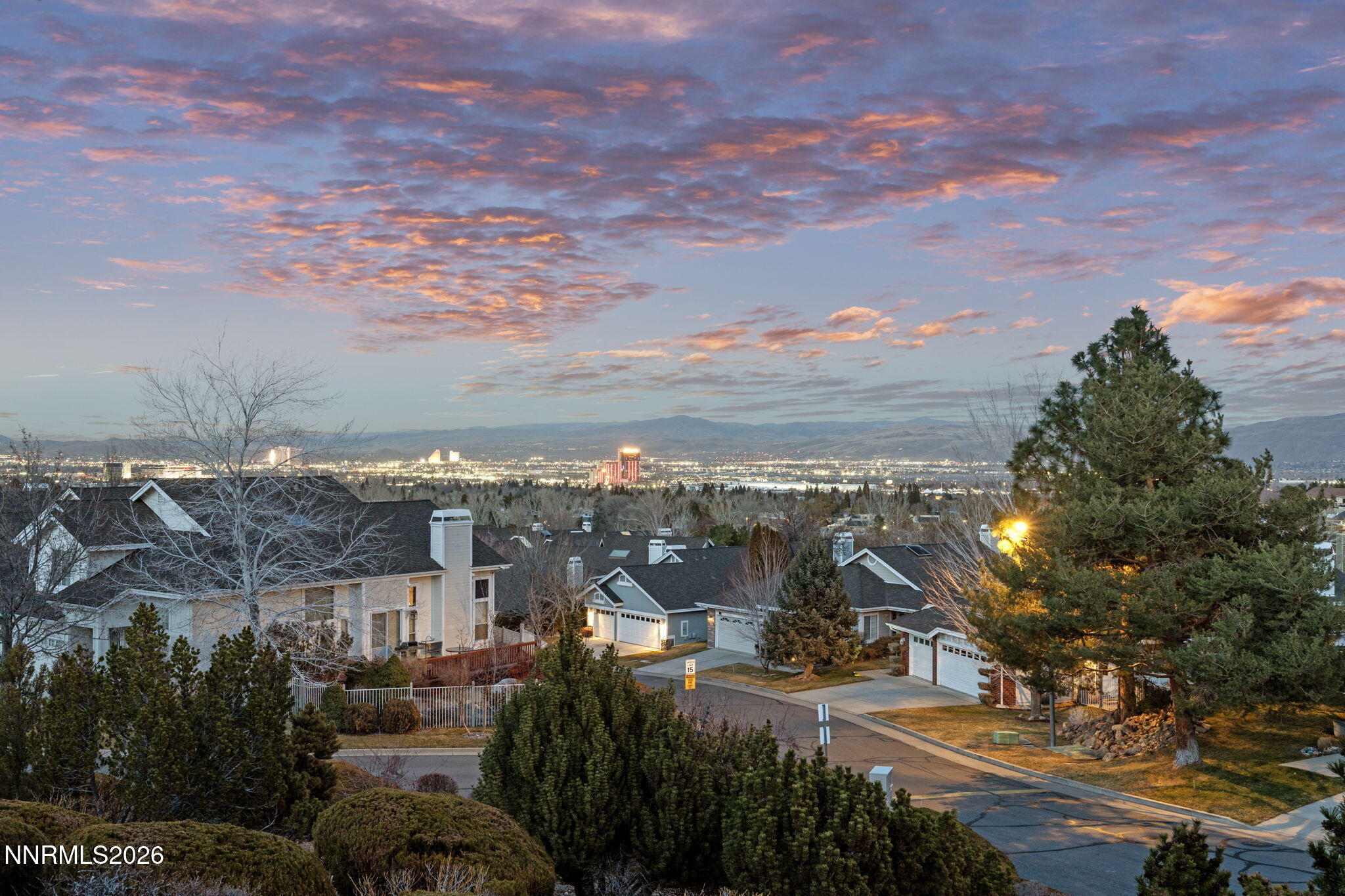 6186 Squires Lane Reno, NV 89519 - Photo 2 of 57 53-web-or-mls-DSC01185