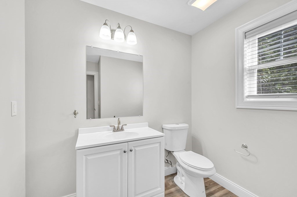 46 Mount Vernon Road Chicopee, MA 01013 - Photo 13 of 32 Gallery Image 13