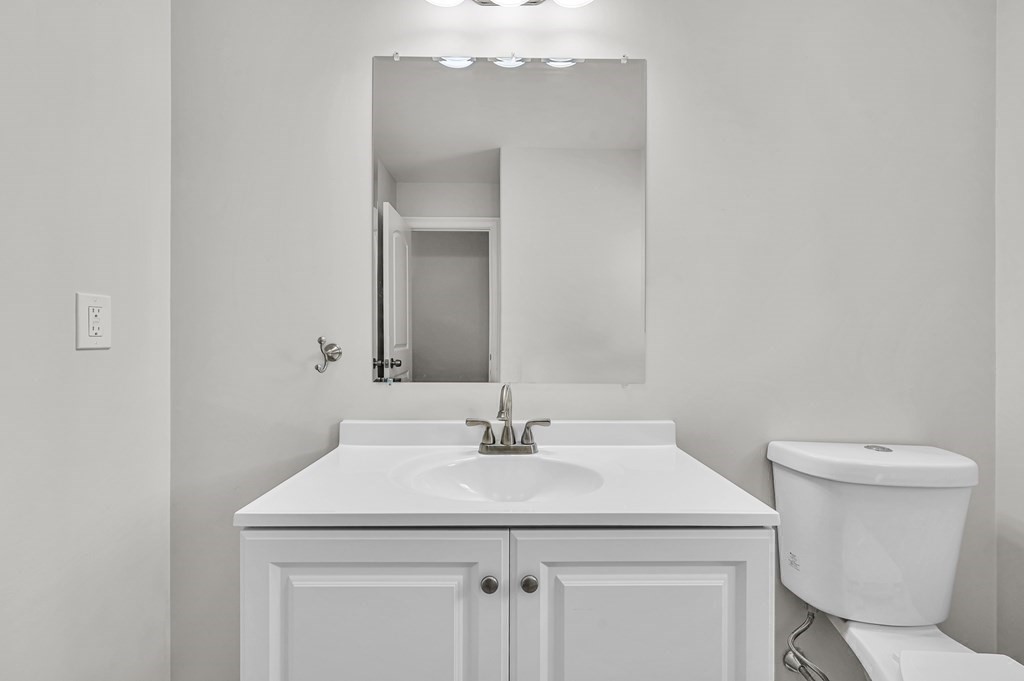 46 Mount Vernon Road Chicopee, MA 01013 - Photo 14 of 32 Gallery Image 14