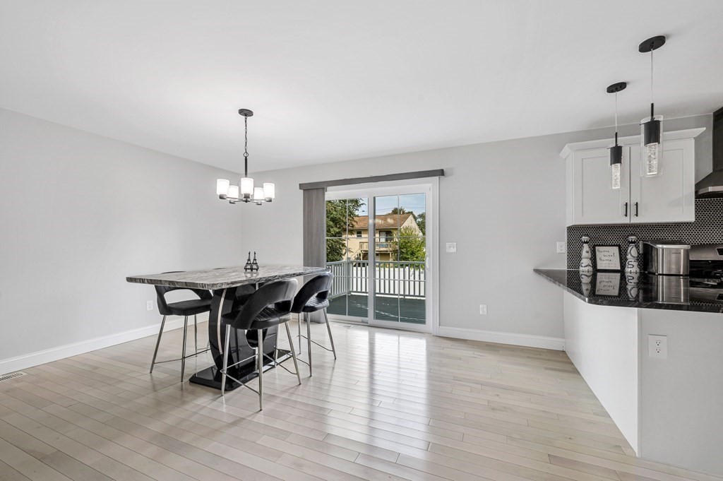 46 Mount Vernon Road Chicopee, MA 01013 - Photo 7 of 32 Gallery Image 7