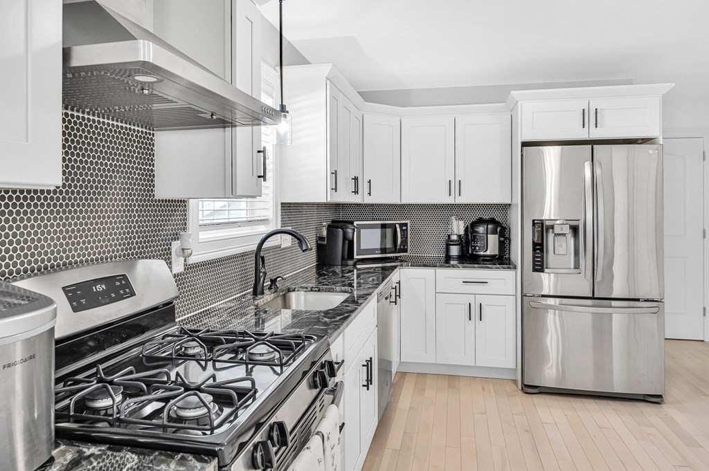 46 Mount Vernon Road Chicopee, MA 01013 - Photo 10 of 32 Gallery Image 10