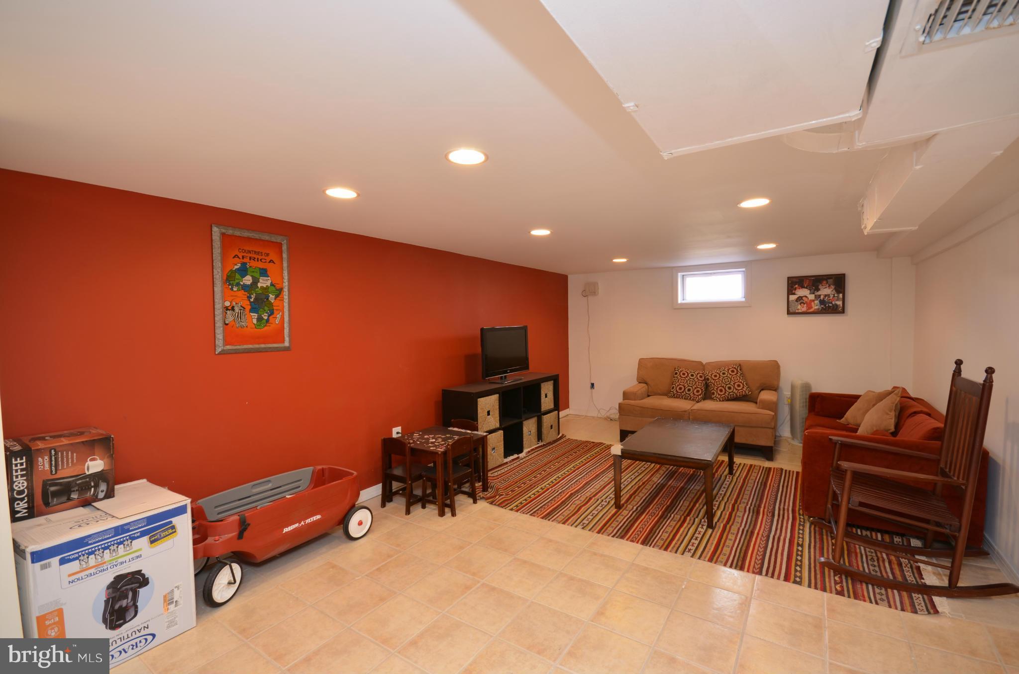 11805 Rocking Horse Road Rockville, MD 20852 - Photo 18 of 29 Basement