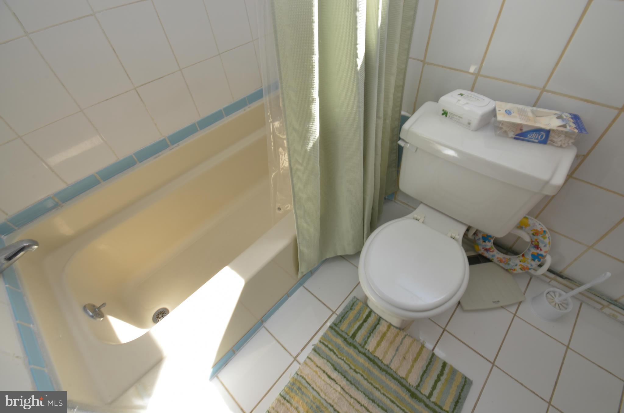 11805 Rocking Horse Road Rockville, MD 20852 - Photo 24 of 29 Second Full Bath
