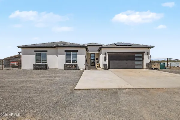 $669,000 | 23020 West Skinner Road, Wittmann, AZ 85361