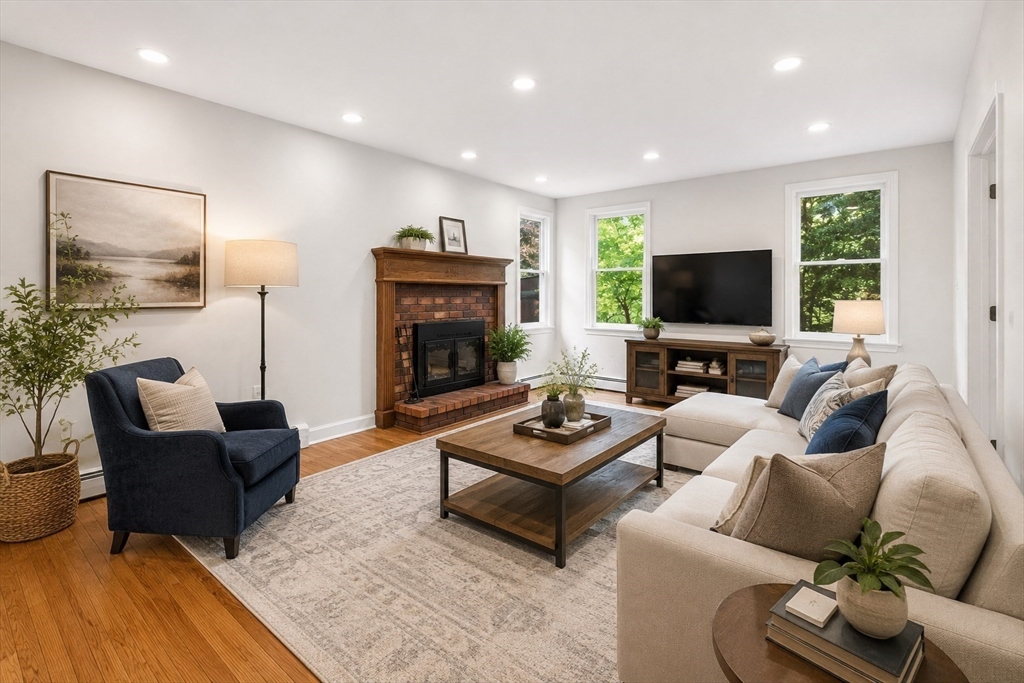 11 Crownridge Road Westborough, MA 01581 - Photo 7 of 42 Gallery Image 7