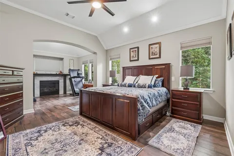 $869,000 | 13249 Autumn Ash Drive, Conroe, TX 77302