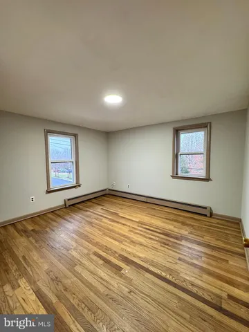 $1,900 | 11 South 3rd Street, Telford, PA 18969