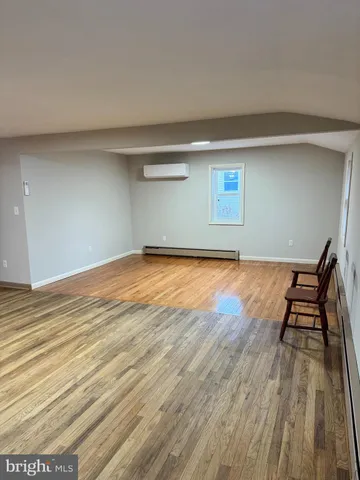 $1,900 | 11 South 3rd Street, Telford, PA 18969