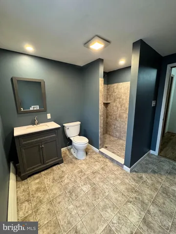 $1,900 | 11 South 3rd Street, Telford, PA 18969