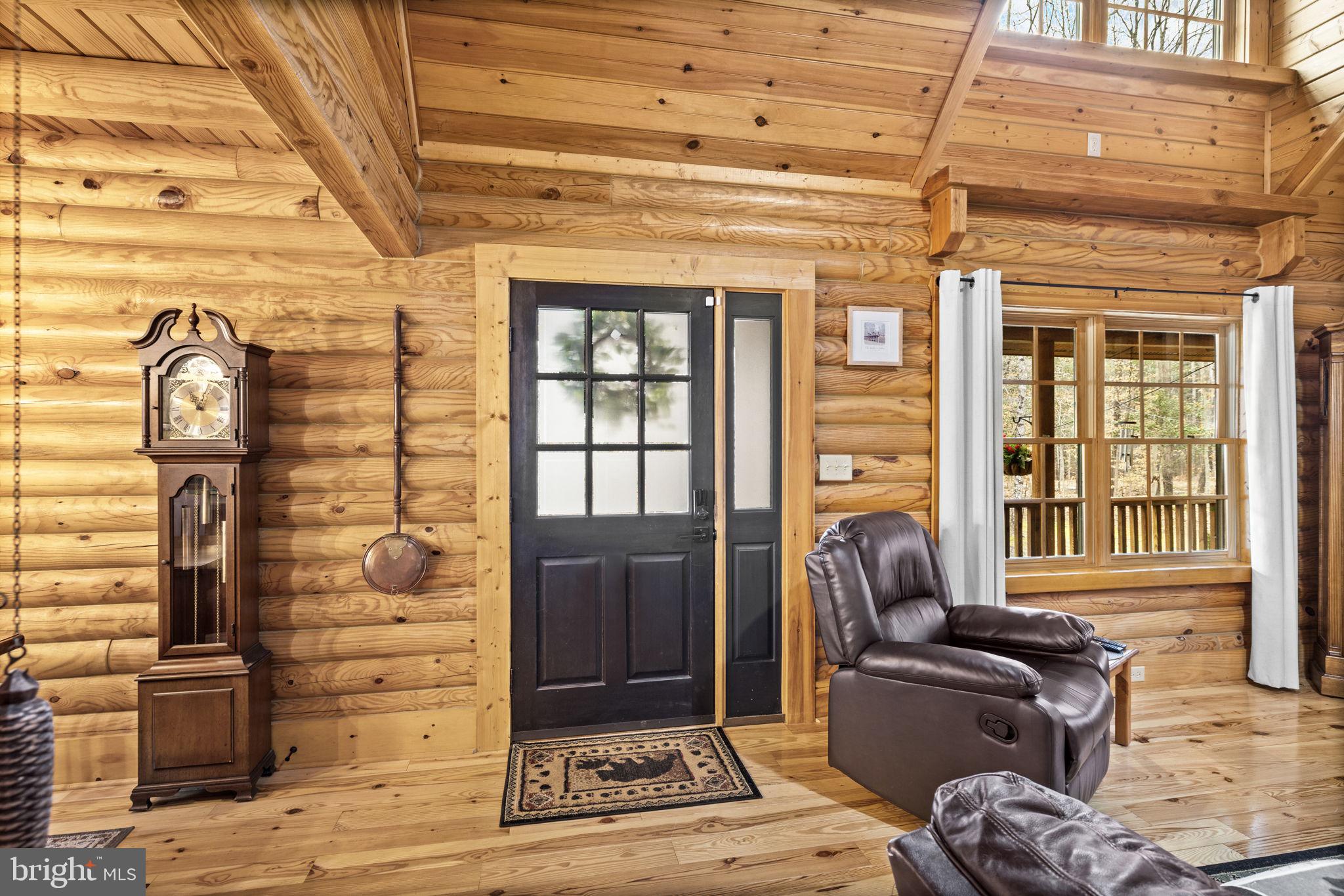 17 Fox Run Bumpass, VA 23024 - Photo 7 of 47 a living room with furniture and a window