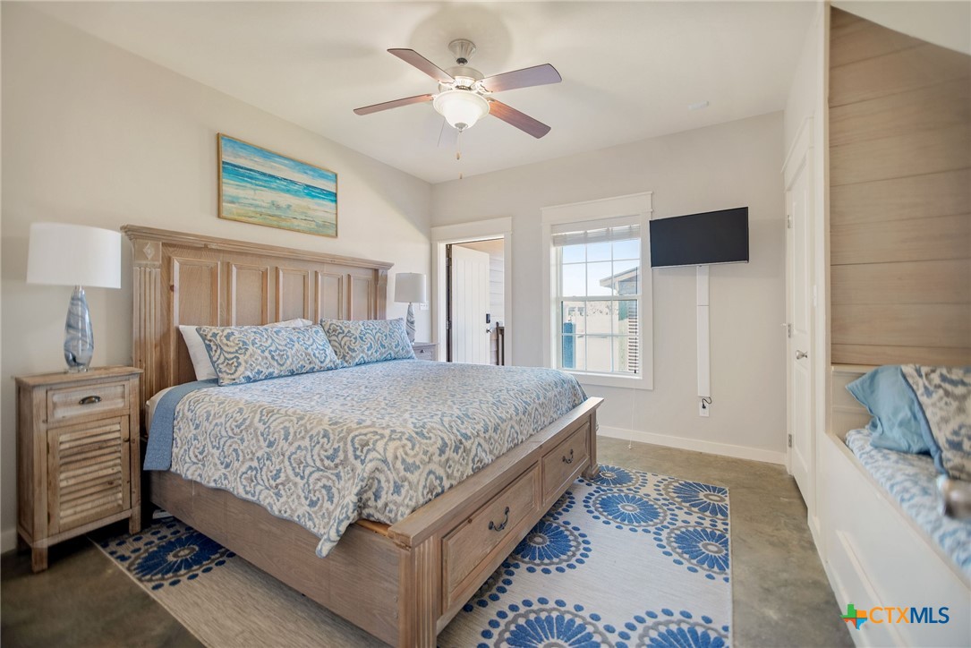 507 South 7th Street Port O'Connor, TX 77982 - Photo 13 of 44