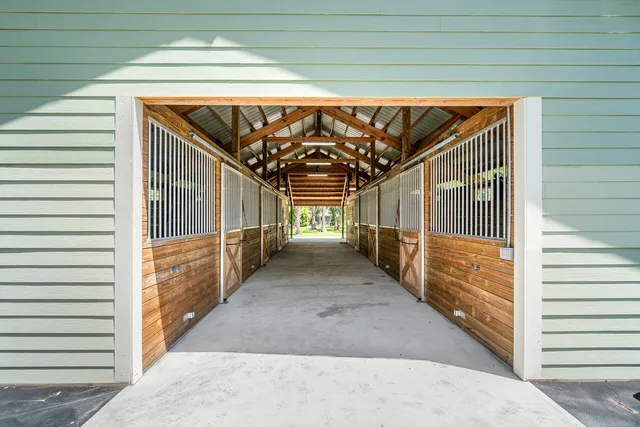 $750 | 1835 Stallion Drive, Unit STALLS, Loxahatchee, FL 33470