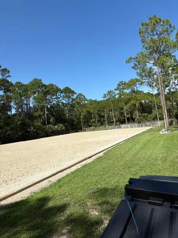 $750 | 1835 Stallion Drive, Unit STALLS, Loxahatchee, FL 33470