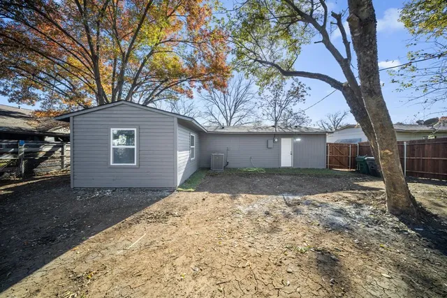 $269,999 | 1817 Newton Street, Arlington, TX 76010