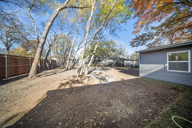 $269,999 | 1817 Newton Street, Arlington, TX 76010