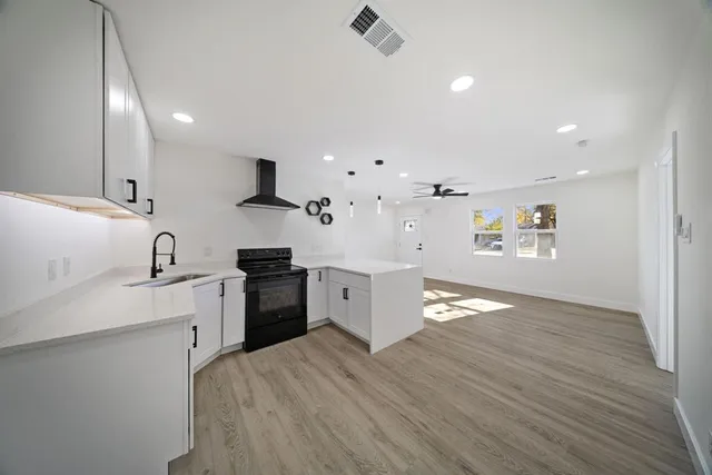 $269,999 | 1817 Newton Street, Arlington, TX 76010