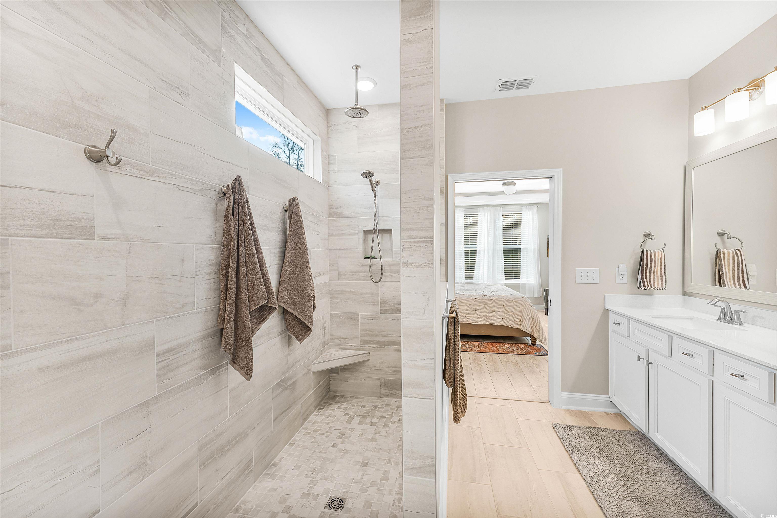 1577 Littleleaf Loop North Myrtle Beach, SC 29582 - Photo 17 of 40 Ensuite bathroom featuring ensuite bathroom, visib