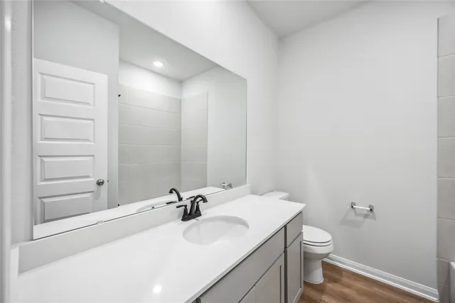 $429,996 | 520 Barton Place Drive, Cleveland, TX 77327