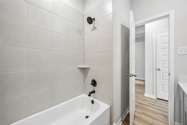 $429,996 | 520 Barton Place Drive, Cleveland, TX 77327