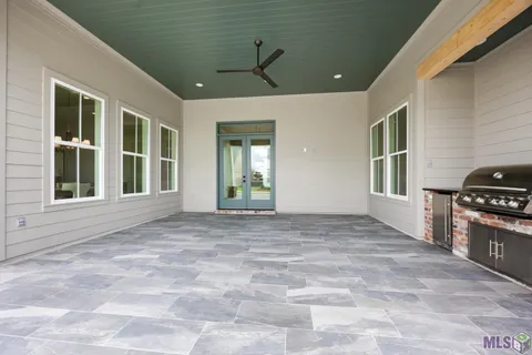 $769,900 | 13751 Sweet Cherry Drive, Baton Rouge, LA 70810