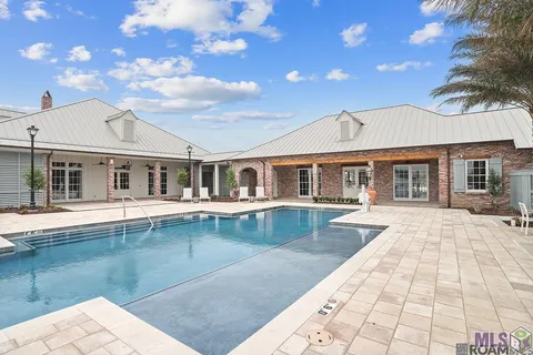 $769,900 | 13751 Sweet Cherry Drive, Baton Rouge, LA 70810