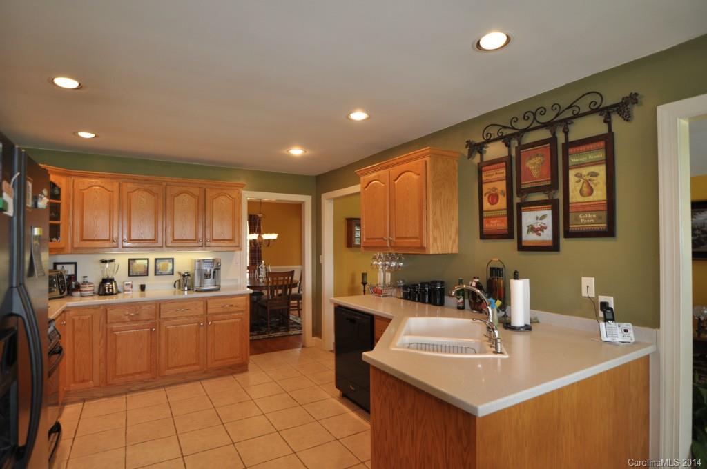 3121 Crow Road Monroe, NC 28112 - Photo 12 of 24 Gallery Image 12