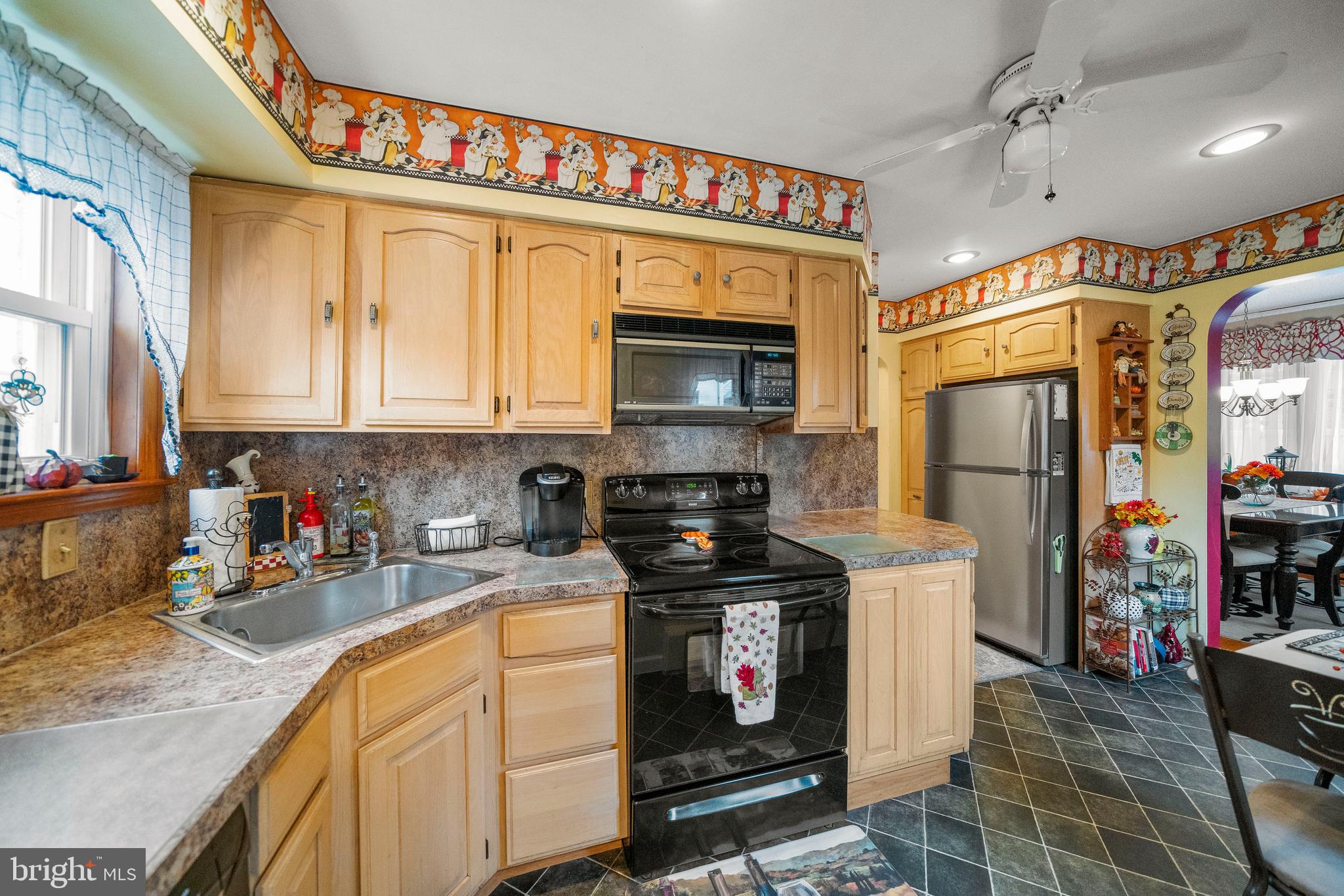 106 Crestview Road Upper Darby, PA 19082 - Photo 22 of 48